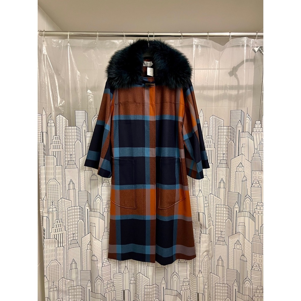 Brand new Tanya Taylor thin wool coat with real silver fox fur